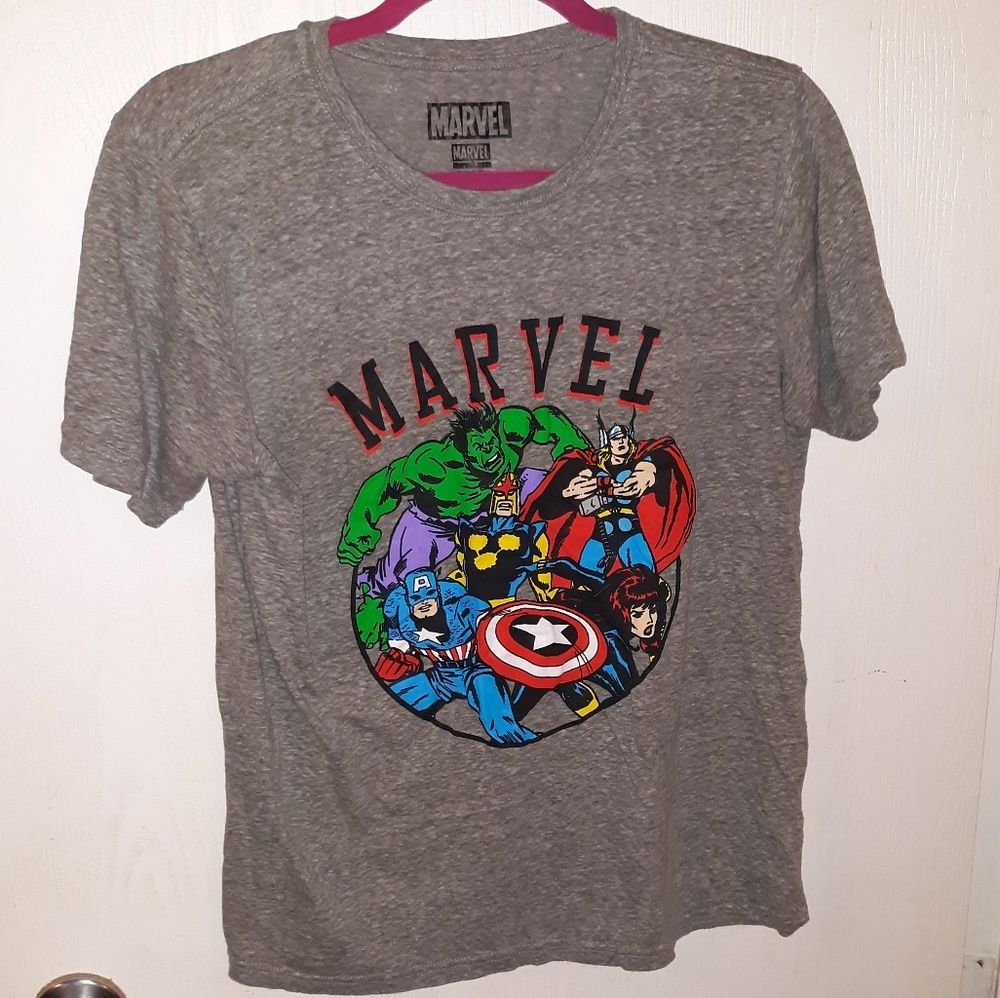 NWOT Marvel Avengers Women's T-Shirt XL